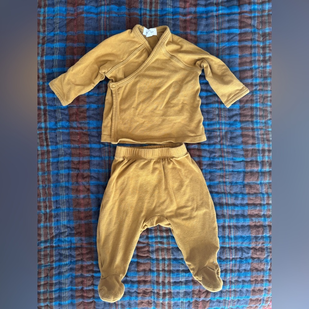 Angel Dear Mustard Newborn Set